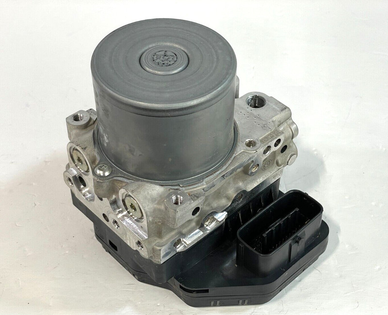 2018-2020 INFINITI Q60 COUPE RWD ABS ANTI LOCK BRAKE CONTROL MODULE 3.0L # 89477
