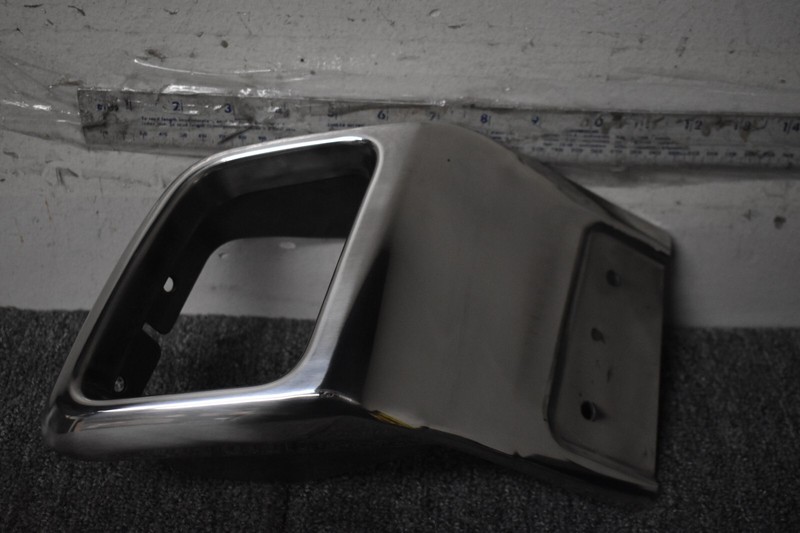 RANGE ROVER EVOQUE EXHAUST TIP FACTORY OEM