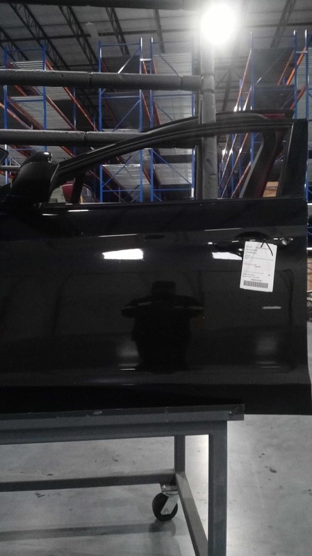 2017 Hyundai Elantra Left Front Door Black OEM Used 84K Miles 650859