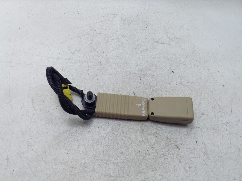 09-11 HYUNDAI GENESIS FRONT RIGHT PASSENGER SIDE SEAT BELT BUCKLE OEM