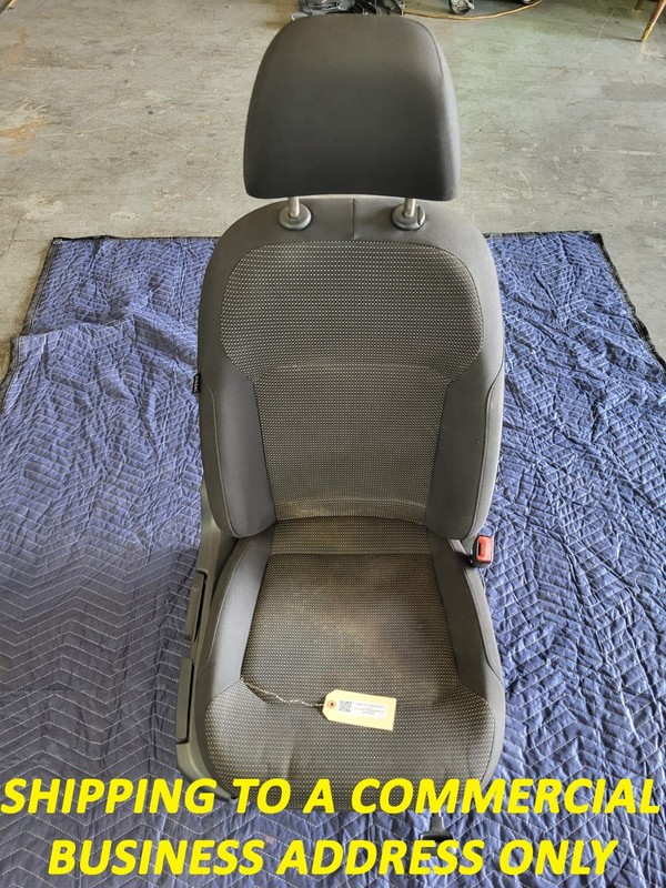 Used Oem Volkswagen Right Passenger Front Seat for 2016-2019 Passat