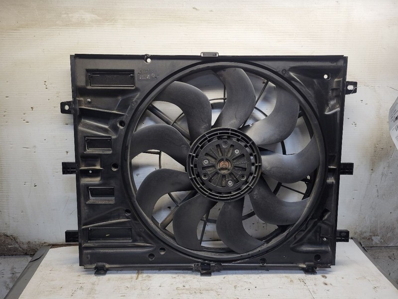 Radiator Fan Motor Fan Assembly Fits 20-22 EQUINOX 1599643