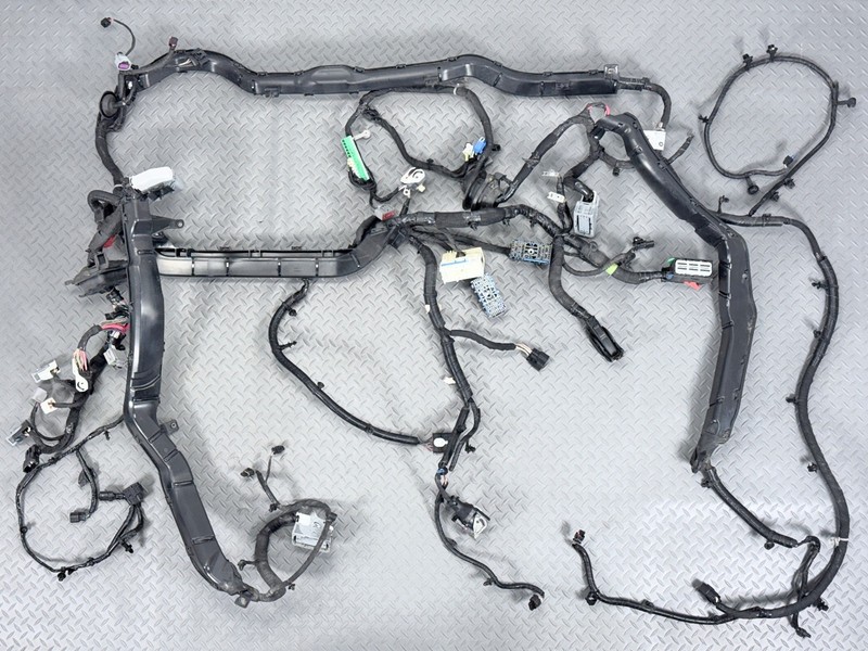 ✅ 19-26 RAM 1500 5th 5.7L OEM ENGINE COMPARTMENT BODY WIRING HARNESS BCM ECU 63K