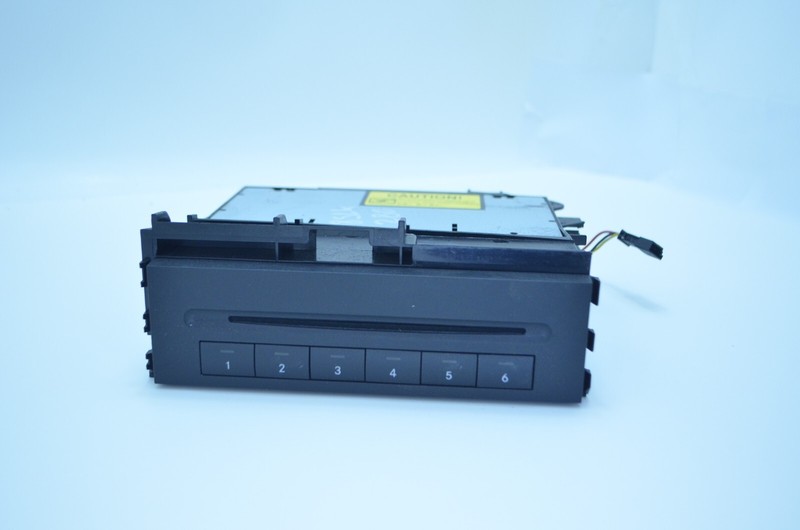 05-11 MERCEDES R171 SLK280 FRONT DASH 6 DISC CD CHANGER PLAYER OEM