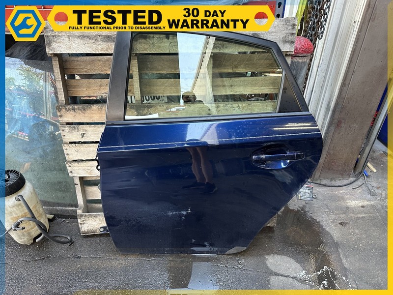10-15 Toyota Prius REAR LEFT DRIVER SIDE DOOR SHELL Blue 8S6 OEM