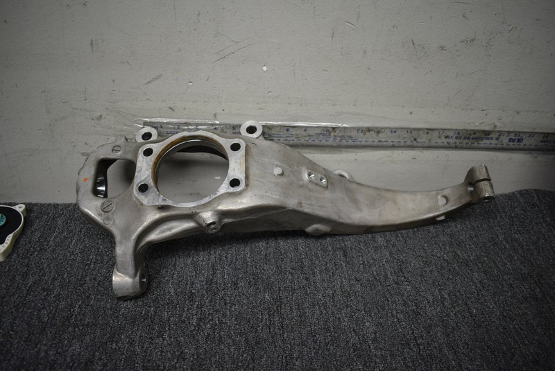 BMW SUSPENSION METAL FACTORY OEM