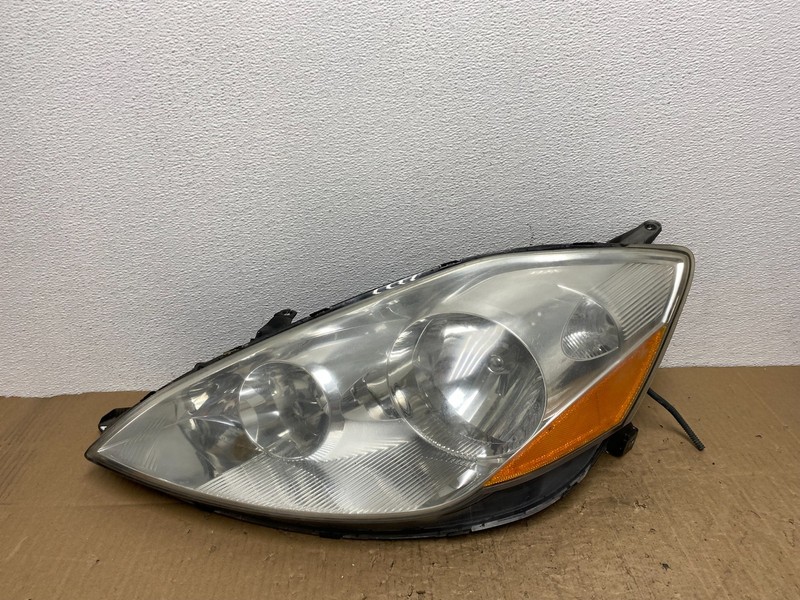 2006 to 2010 Toyota Sienna Left Driver Lh Side Headlight Halogen AC0104 DW