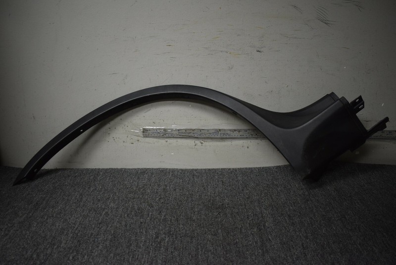 1999-2006 BMW X5 (E53)Right Rear arch trim 8408708
