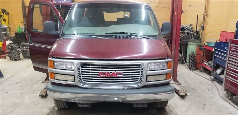 VGMSAVA15 2000 Seat Belt 3rd ROW PASSENGERRear 115625