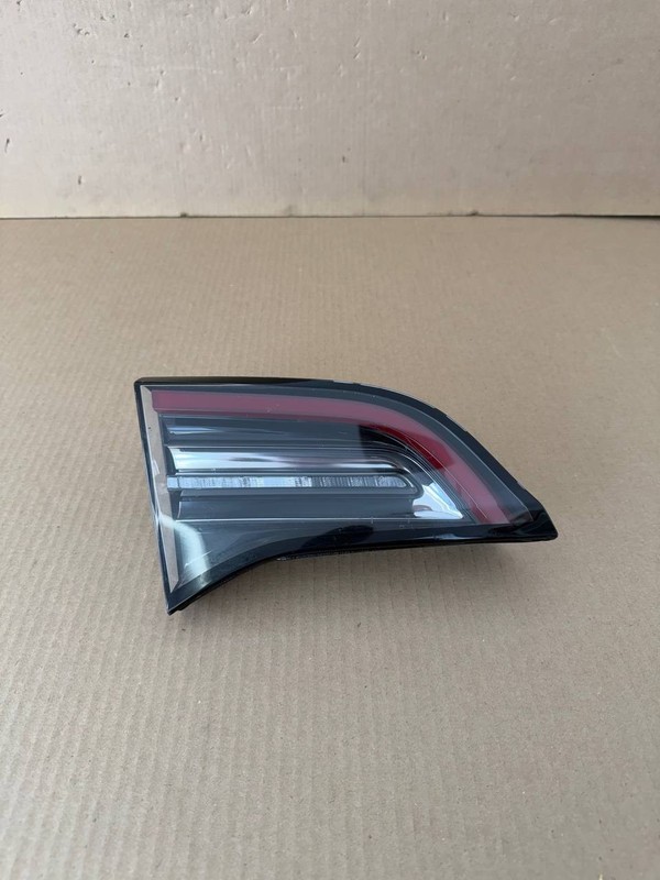 ✅ 2017 - 2023 Tesla Model 3 Back Rear Left Tail Light Liftgate OEM 1077401