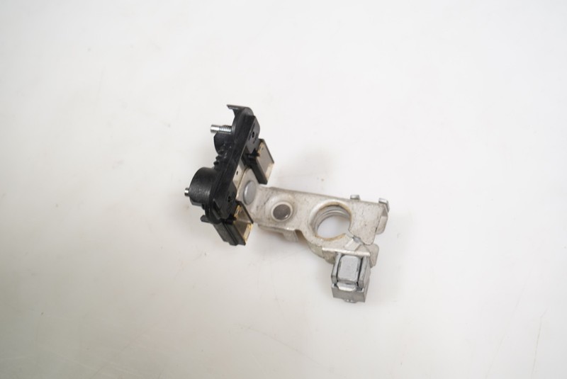 2013-2016 FORD FUSION 2.0L L4 HYBRID ENGINE BATTERY POSITIVE CLAMP TERMINAL OEM