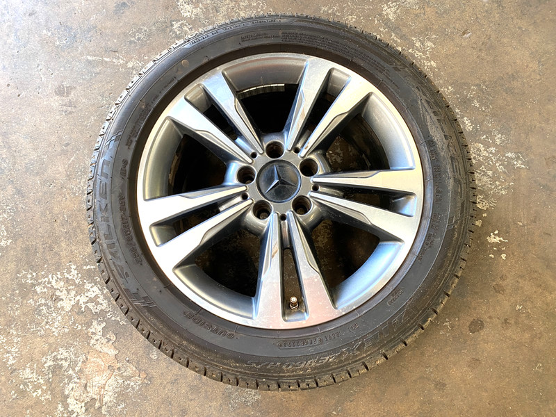14 15 16 MERCEDES E250 E350 8 X 17 WHEEL RIM W/ TIRE #1 OEM #A0.33