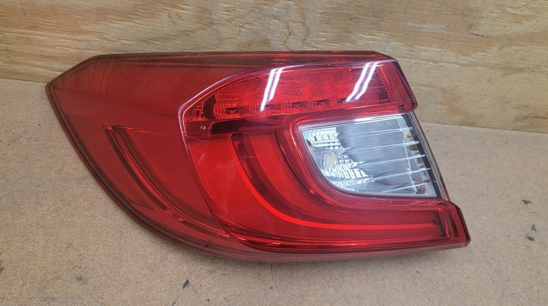 2018 2019 2020 2021 2022 HONDA ACCORD Left LH Driver Side Tail Light OEM