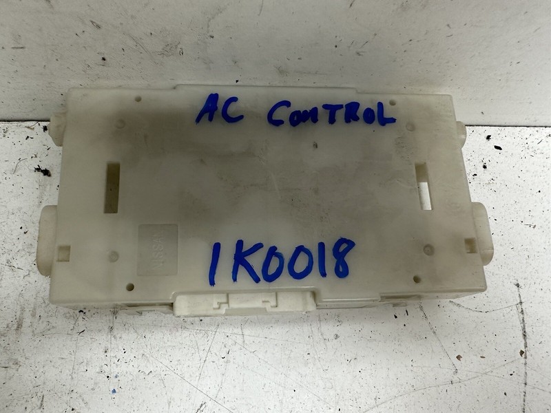 2011-2014 Nissan Maxima Temperature A/C Control Amp Amplifier ID 277602470A Oem