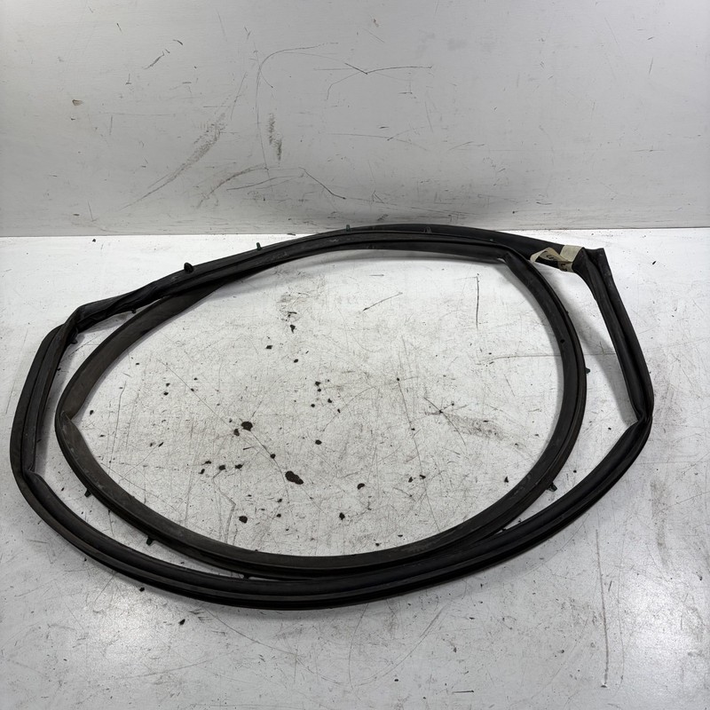 91-95 Acura Legend 4D Left Rear Door Seal Weatherstrip 72850-SP0-003 OEM
