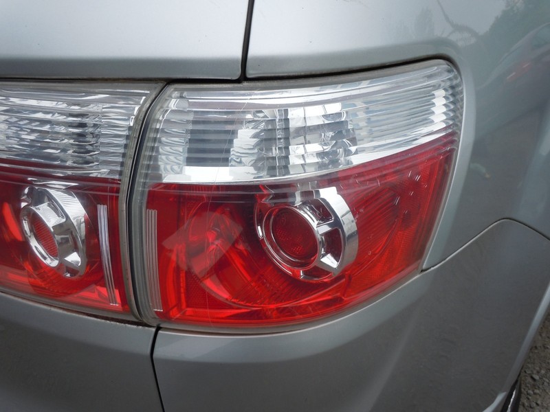 2007-2012 GMC Acadia Quarter Panel Mounted Tail Light Passenger Right