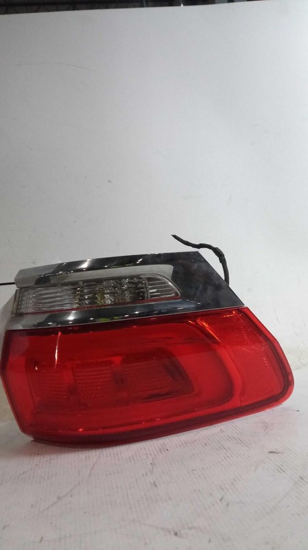 2015 Jeep Grand Cherokee Left Tail Light Assembly Gray Used 117k Miles OEM