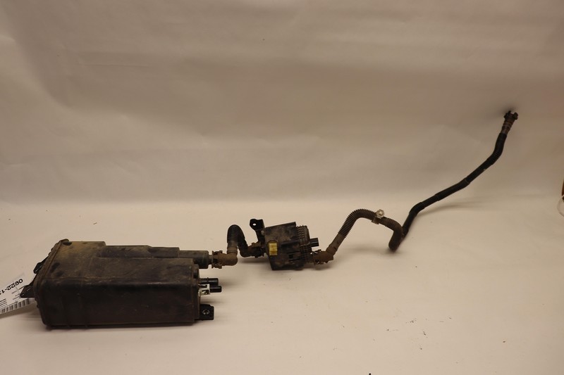 2017-2019 SUBARU IMPREZA FUEL EVAPORATOR CHARCOAL VAPOR CANISTER OEM