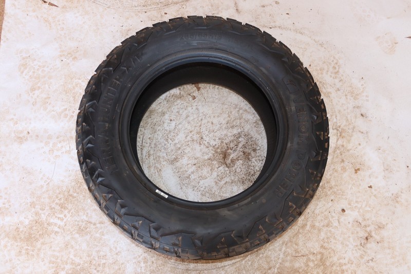 TIRE VENOM POWER TERRA HUNTER X/T 235/65 R18 116T XL 6.58/32NDS
