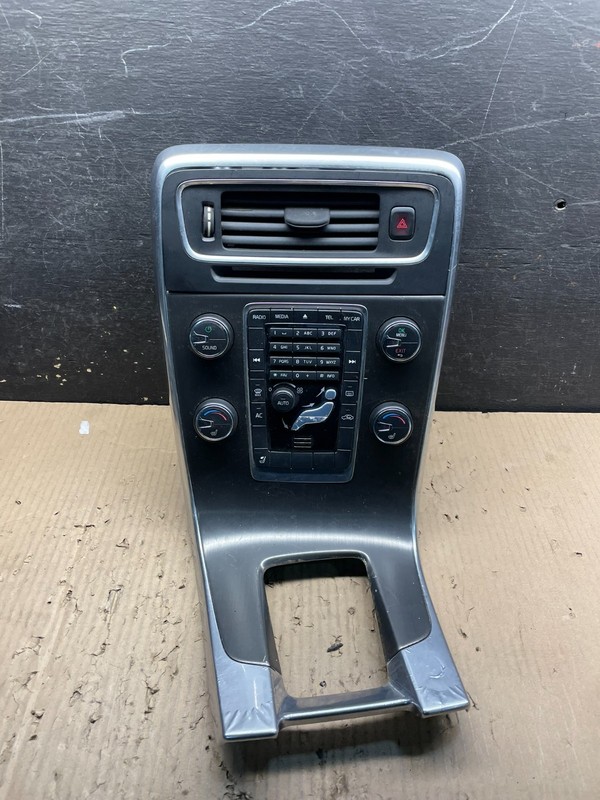 2011-2018 Volvo S60 Climate Control Radio Bezel Panel Trim Oem X0888 DG