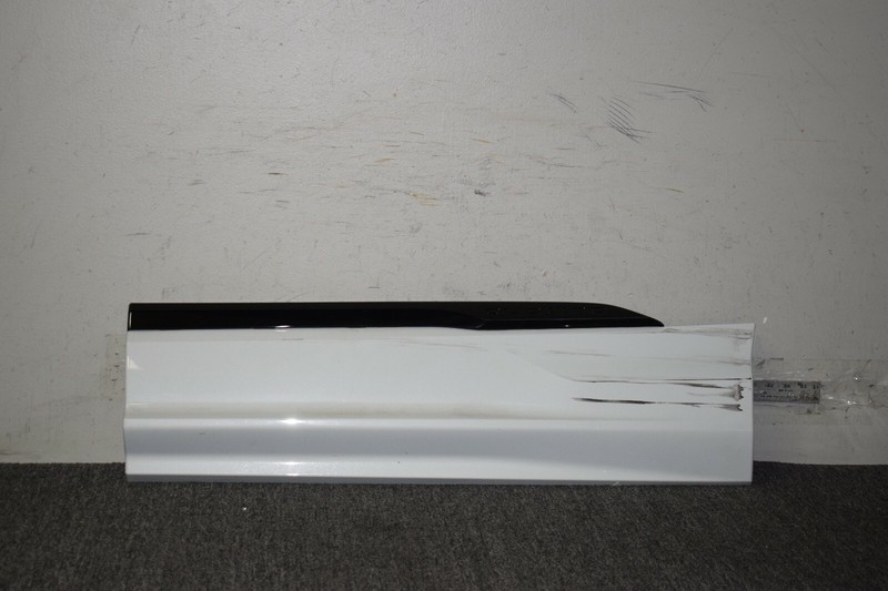 2016 -2019 AUDI Q7 REAR LEFT DOOR LOWER MOLDING TRIM OEM