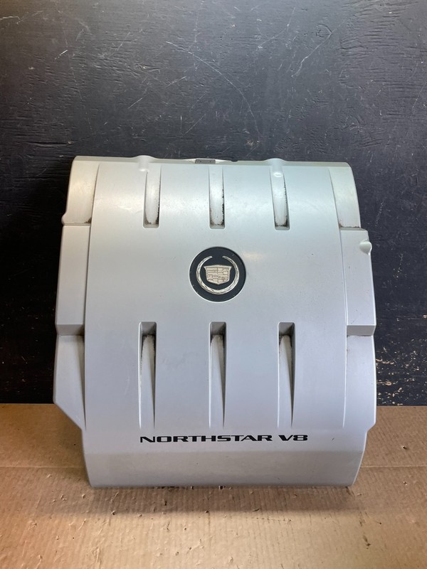 2004 to 2011 Cadillac Deville Seville DTS Northstar Engine Motor Cover AA6120 DG