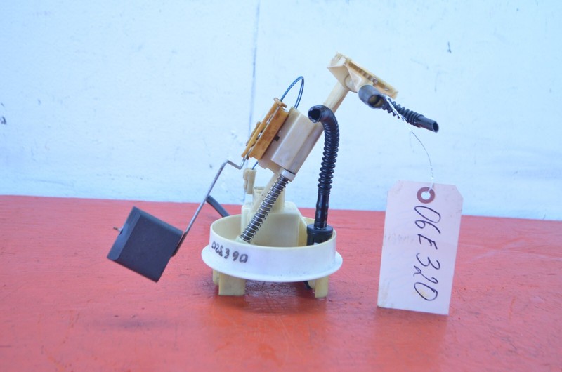 03-09 MERCEDES W211 E320 FUEL PUMP SENDING UNIT OEM