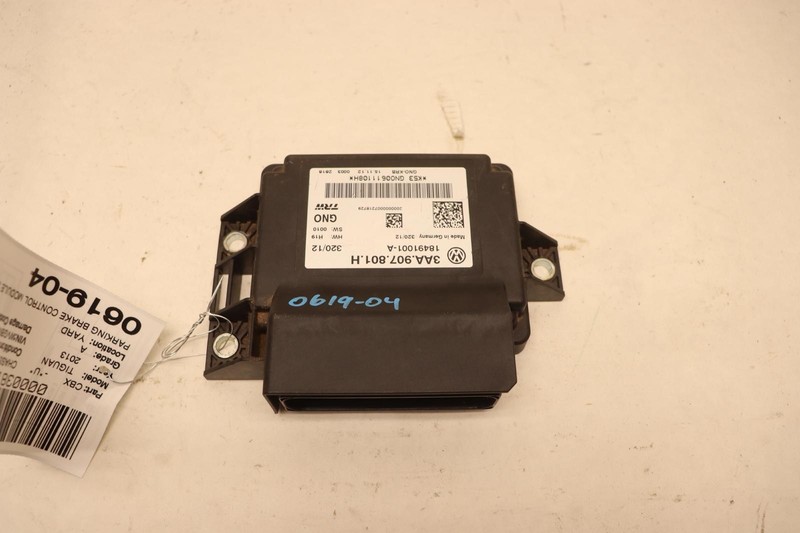 2009-2014 VOLKSWAGEN VW TIGUAN PARKING BRAKE CONTROL MODULE UNIT OEM