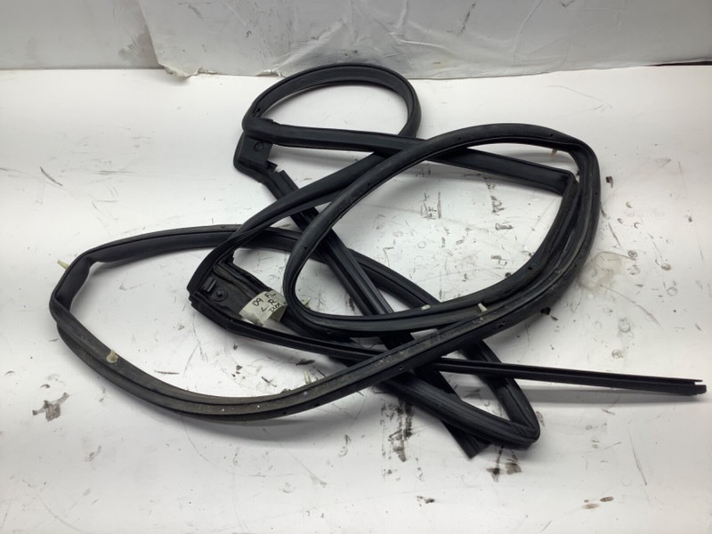 09-14 Honda Fit Left Rear Weatherstrip Door Seal Rubber 72850-TF0-003 OEM