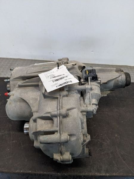 Transfer Case Classic Style ID 84467440 Fits 15-19 SIERRA 1500 PICKUP 1122379
