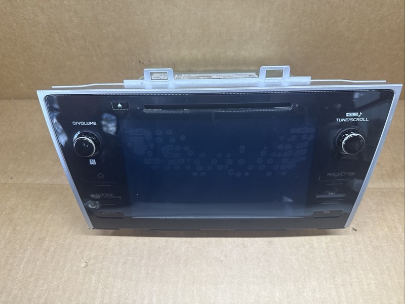 2019 Subaru Legacy Outback Starlink Multimedia Radio Receiver Carplay *PARTS*
