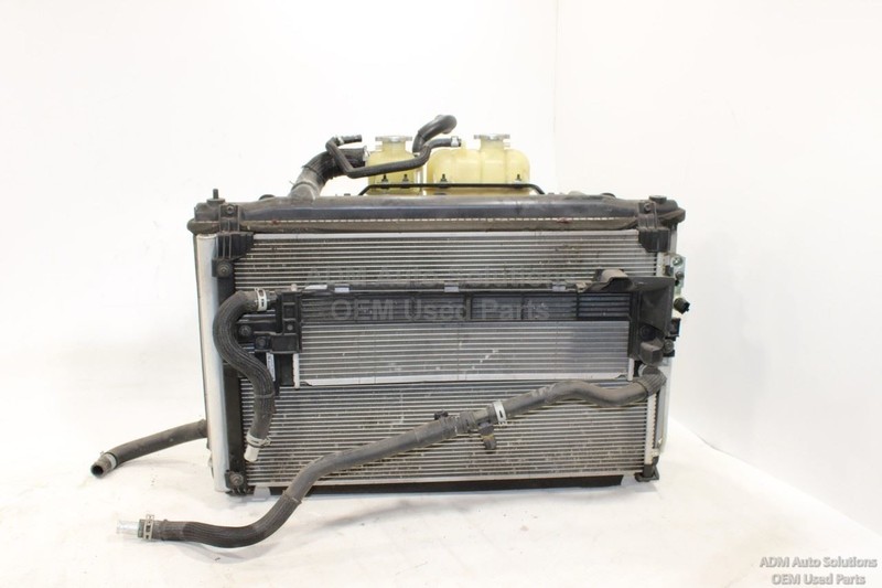 2016-23 INFINITI Q50 Q60 VR30 ENGINE RADIATOR CONDENSER FAN/ SHROUD ASSEMBLY OEM