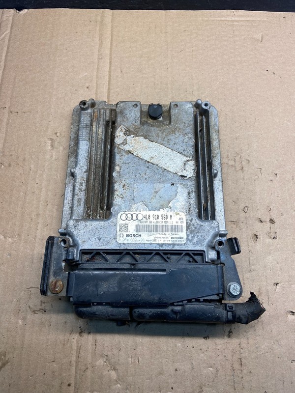 2007 Audi Q7 4.2L Engine Computer Ecu Pcm Ecm Pcu Oem 4L0910560M AE2334 DW
