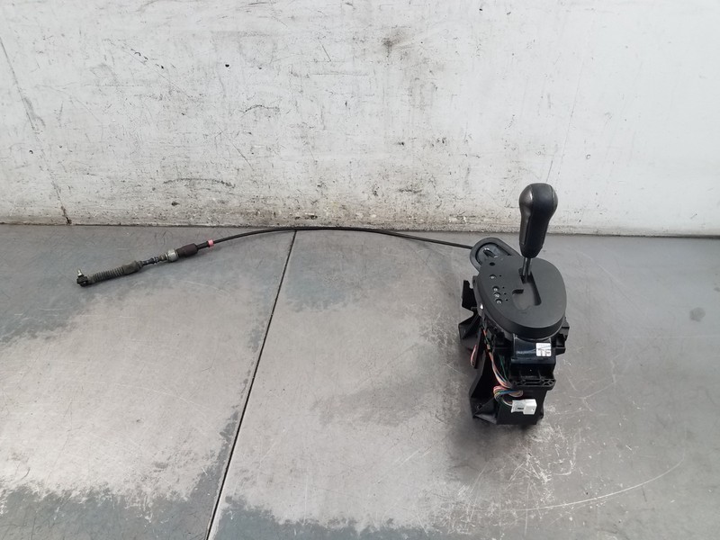 2015 Nissan Juke Nismo RS Auto Transmission Shifter / Cable #0317
