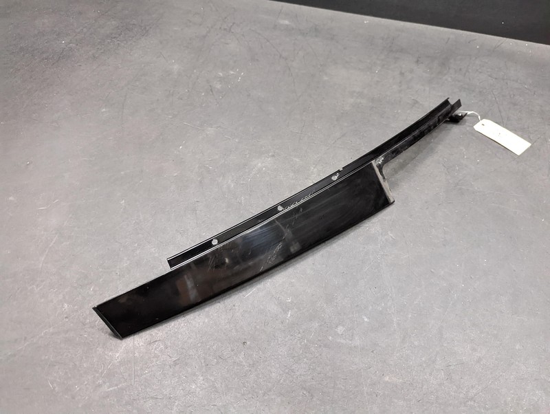 Rear Left Door Window Front Side Molding 2018 Infiniti Q50 822D3-4GA0A 14 - 22