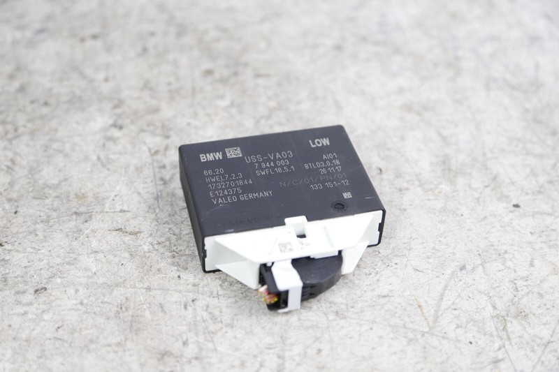 2018-2020 BMW 530i 540i G30 PARK PARKING DISTANCE ASSISTANT CONTROL MODULE OEM