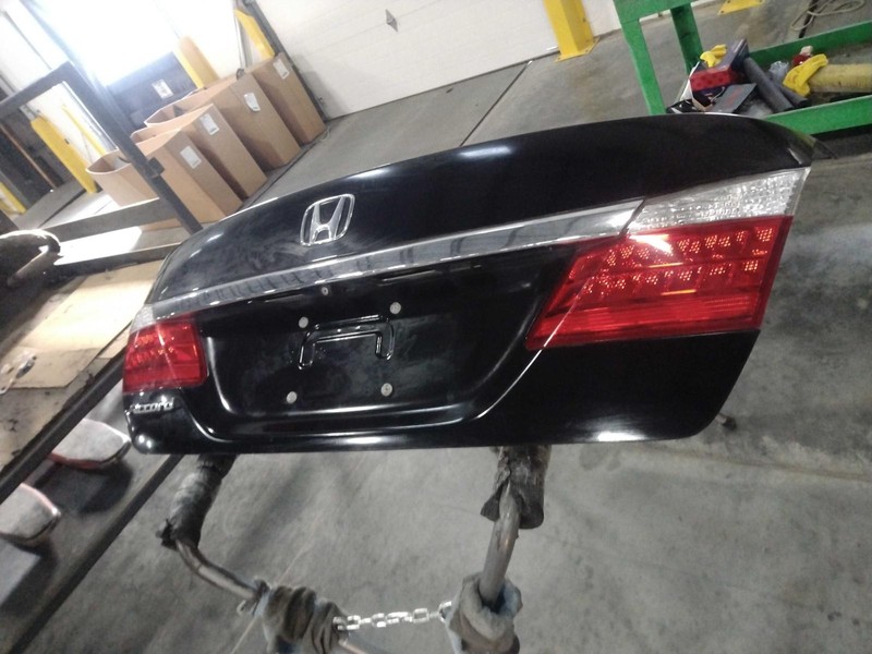 2015 Honda Accord Deck Lid Black OEM Good Condition 4DR 148K Mileage