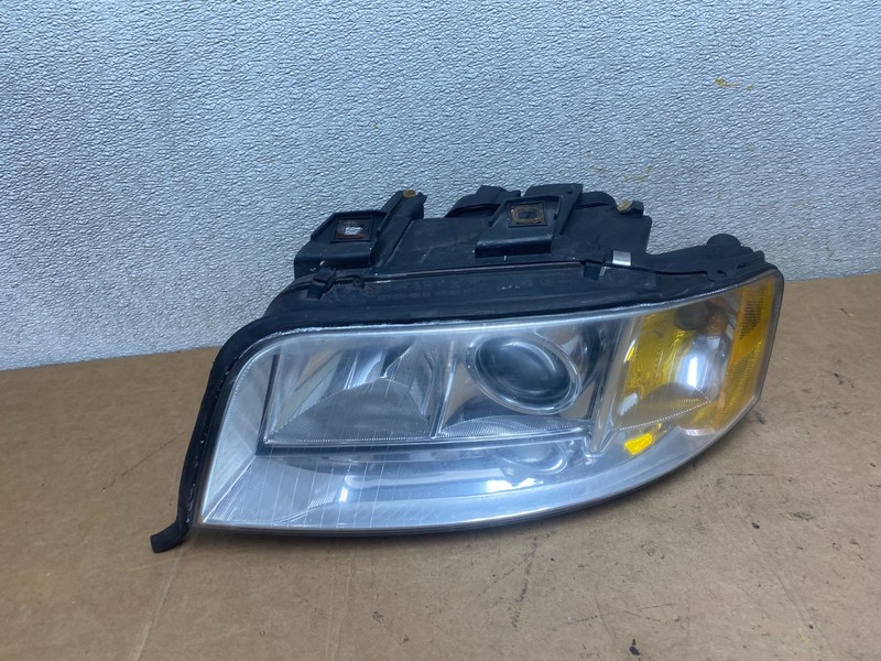2002 to 2004 Audi A6 Left Driver LH Side Halogen Headlight OEM X5357 DW