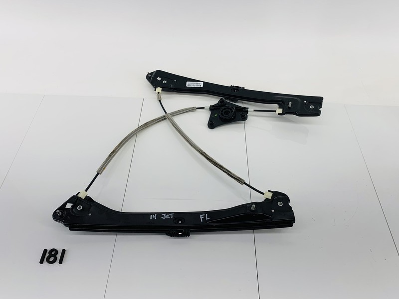 11-18 VOLKSWAGEN JETTA FRONT LEFT DRIVER SIDE DOOR WINDOW GLASS REGULATOR OEM