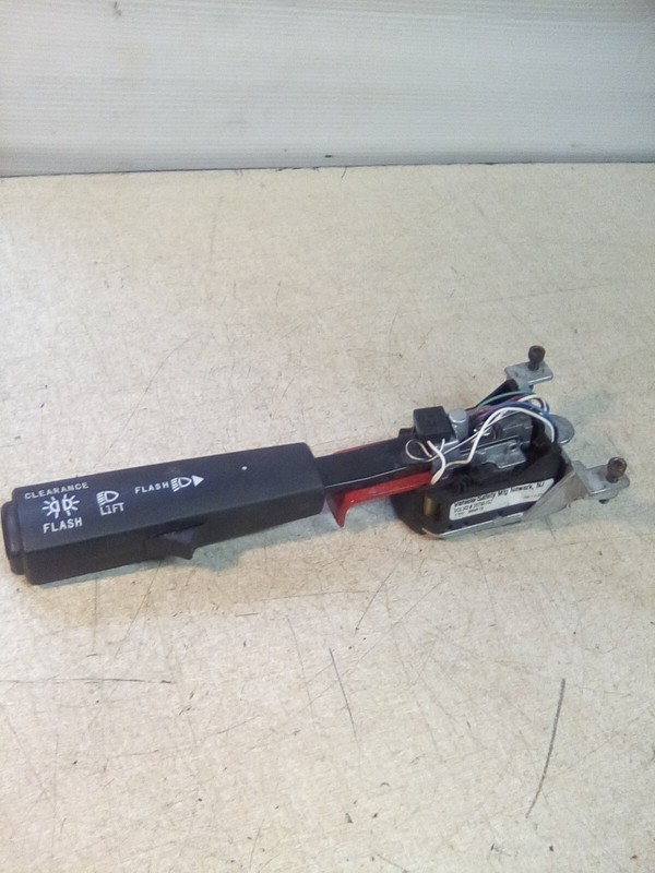 Volvo 20795152 Signal Switch