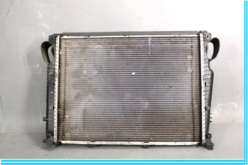 03-12 Mercedes R230 SL550 SL600 Engine Water Cooling Radiator A2305000303 OEM