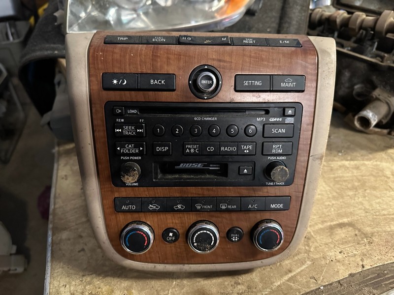 06-07 NISSAN MURANO RADIO STEREO CD PLAYER RECEIVER 6 DISC & HEATER AC CONTROL