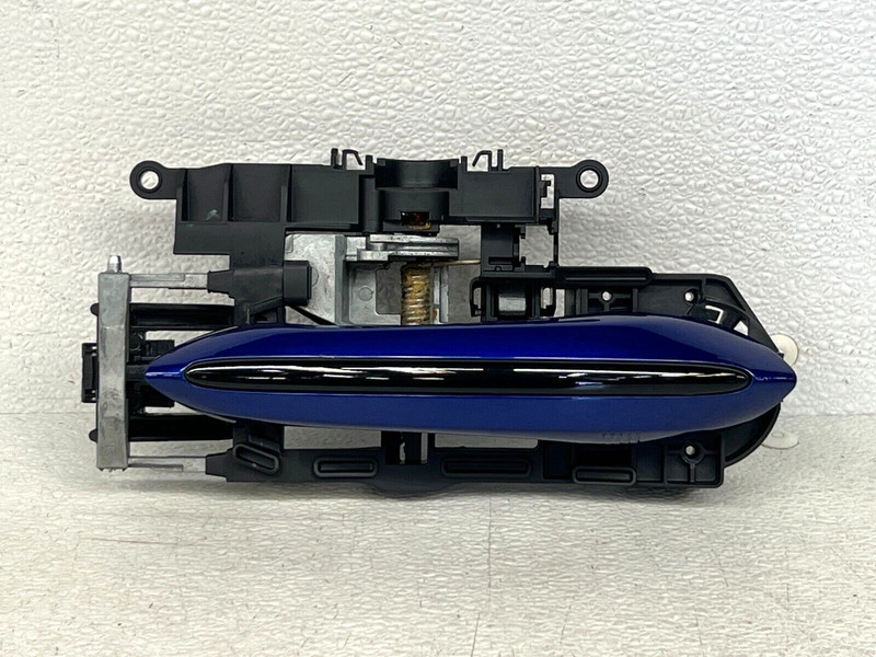 ⭐2012-2018 BMW M6 FRONT RIGHT PASS SIDE DOOR HANDLE CONFORT ACCESS BLUE LOT2497