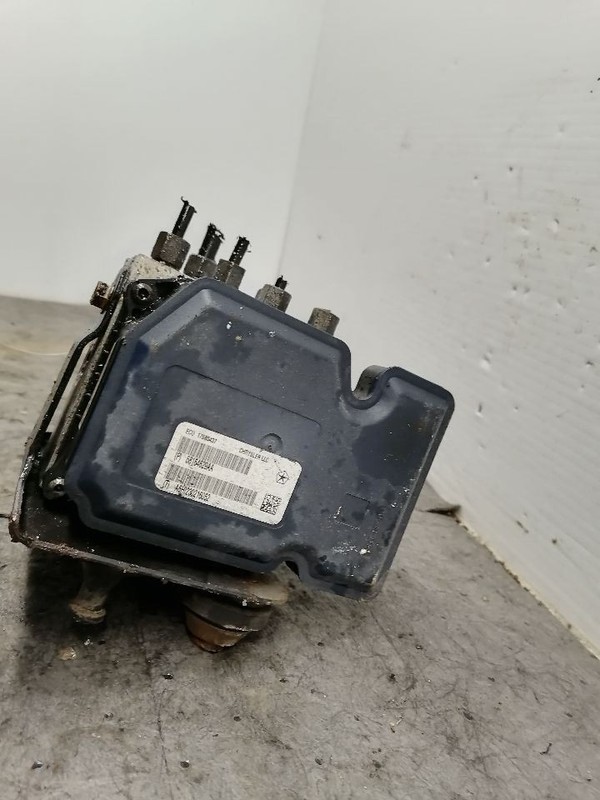 Anti-Lock Brake Part Assembly Fits 13-14 GRAND CHEROKEE 1539035