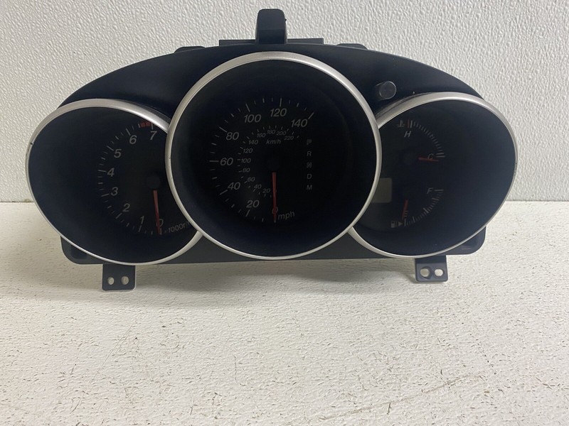2005-2006 Mazda 3 2.0 Auto Speedometer Gauge Cluster 41 BN8E Head Panel NO MILES