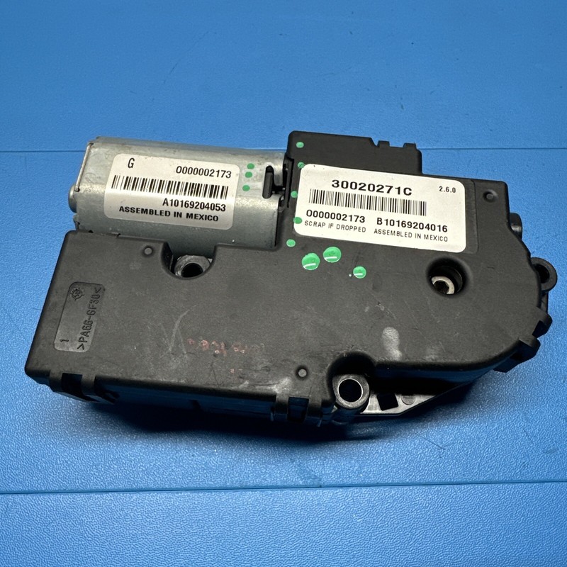 30020271C | 2011 - 2021 Jeep Grand Cherokee Sunroof Panoramic Glass Motor
