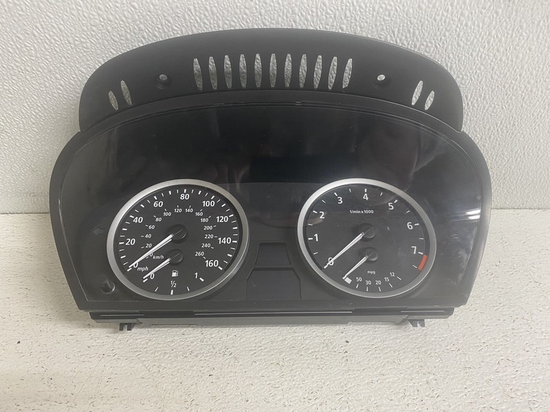2006-2007 BMW 525i 530i Speedometer Instrument Gauge Cluster 62.11-6 983151 124K