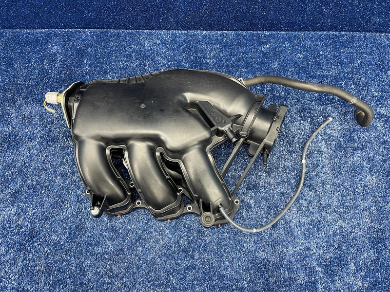 2013–2015 Lexus RX350 3.5L Intake Manifold OEM 17134-0P040 / 17133-0P050
