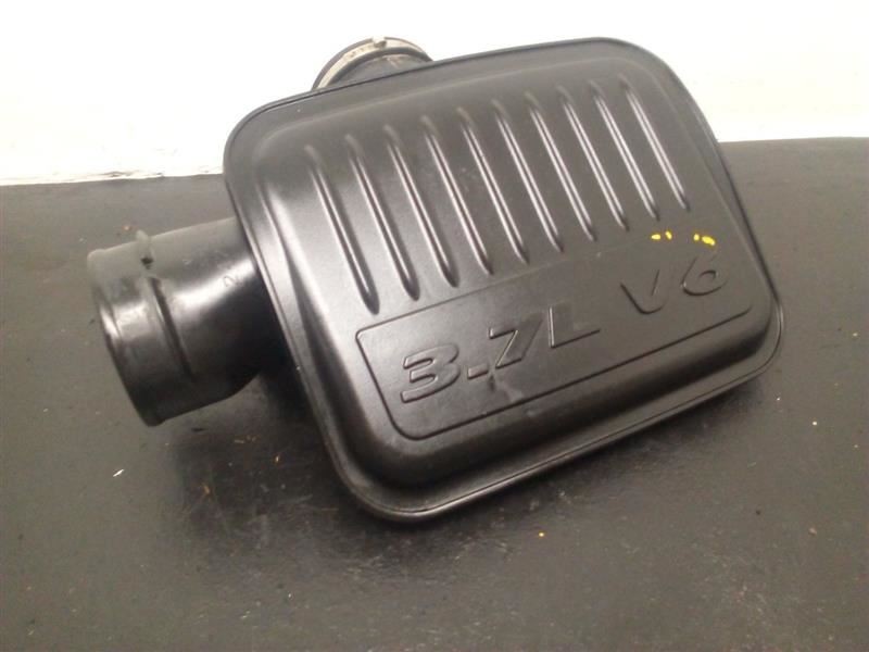06-08 Mitsubishi Raider 3.7L Air Cleaner Resonator OEM 53032423AE