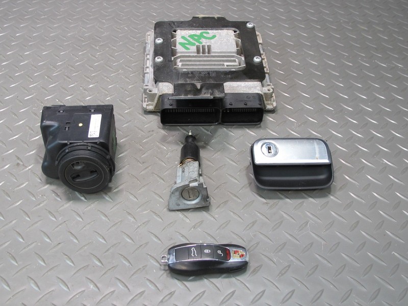 2014 PORSCHE CAYENNE 958 4.8L W/O TURBO ECU MODULE IGNITION DOOR LOCK KEY SET
